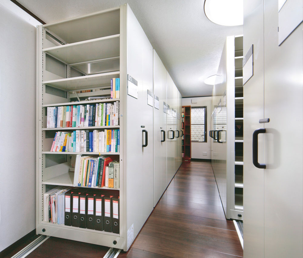 手動スタックランナー | 移動棚 | 図書館/研究室/オフィス | 製品情報 | 日本ファイリング株式会社
